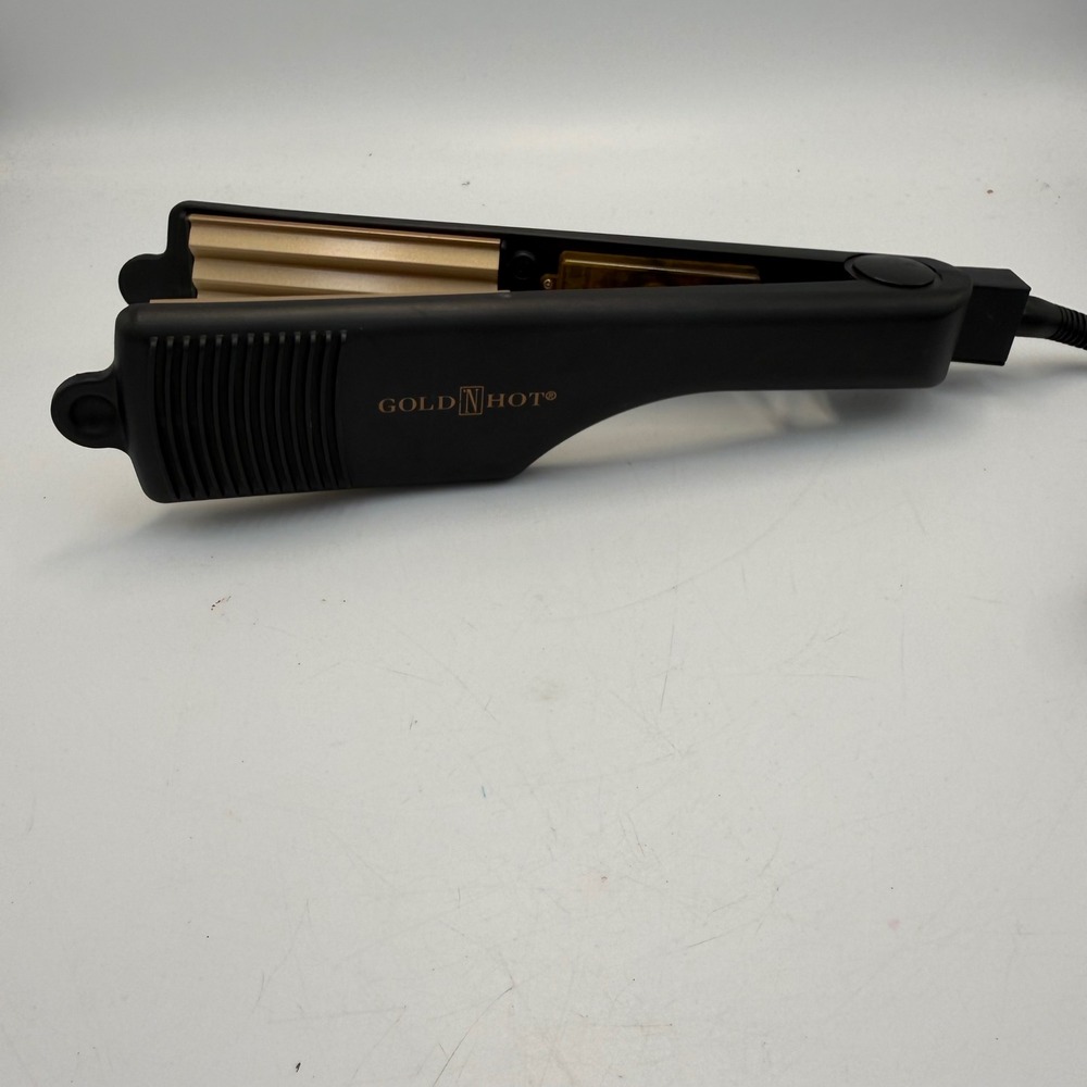 Gold N Hot GH3013 Professional Hair Crimper Gold Plates Black GH3013 120V 1.4A